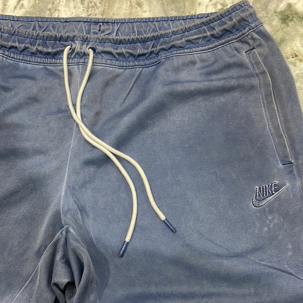 Nike Mens Play pants XL.